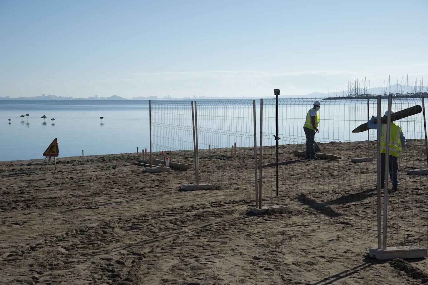 Fotos Comienzan Las Obras Para Instalar Un Balneario En La Playa De